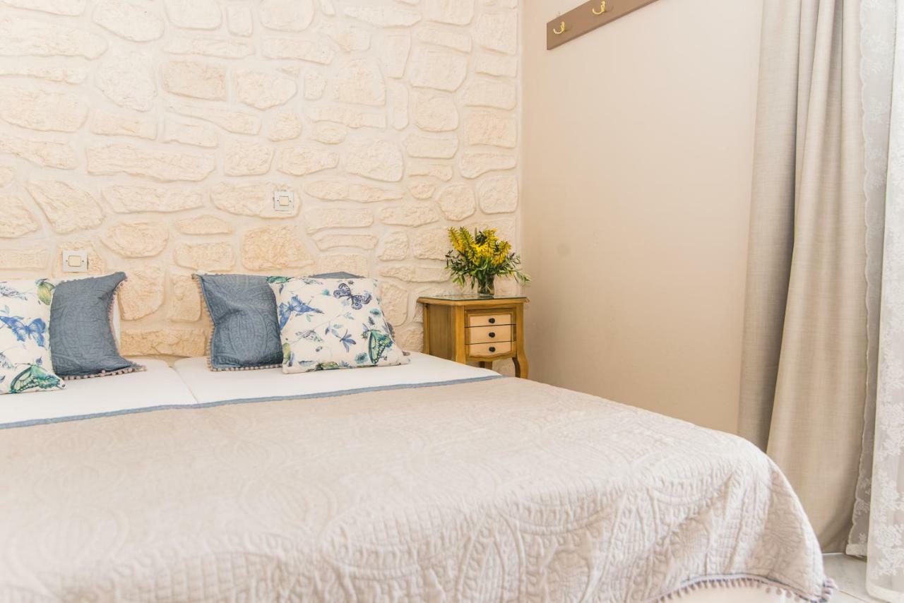Silver Sun Studios & Apartments Malia  Exterior photo